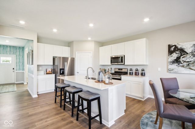 5623 Bluewing Creek Lane, Clayton, IN 46118