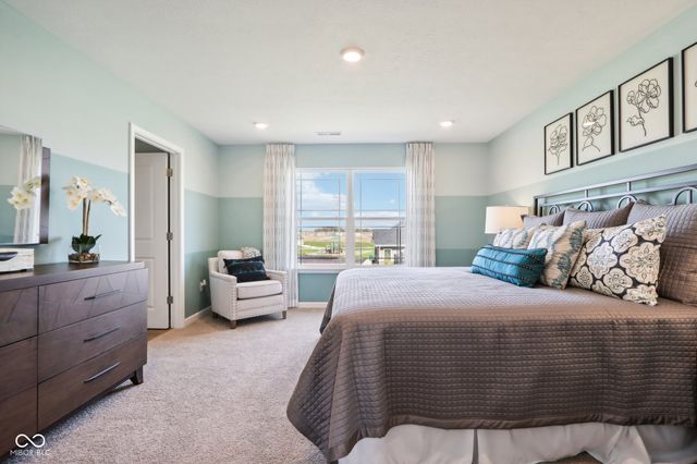 5623 Bluewing Creek Lane, Clayton, IN 46118