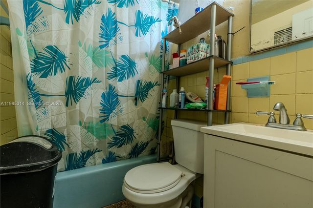 6401 NW 12th Ave, Miami, FL 33150