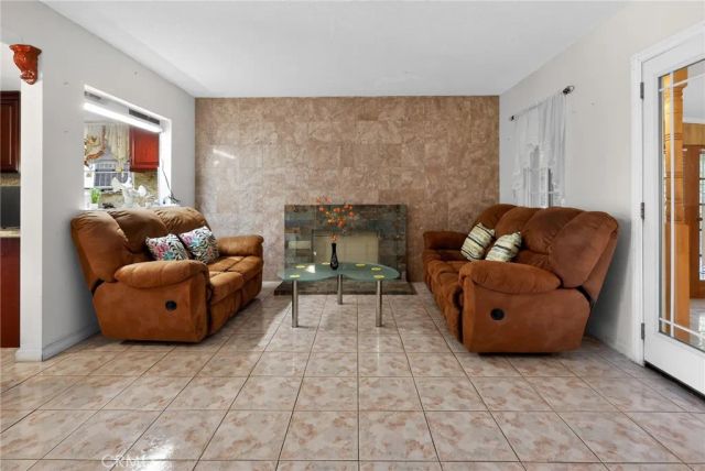 9711 Oasis Avenue, Garden Grove, CA 92844