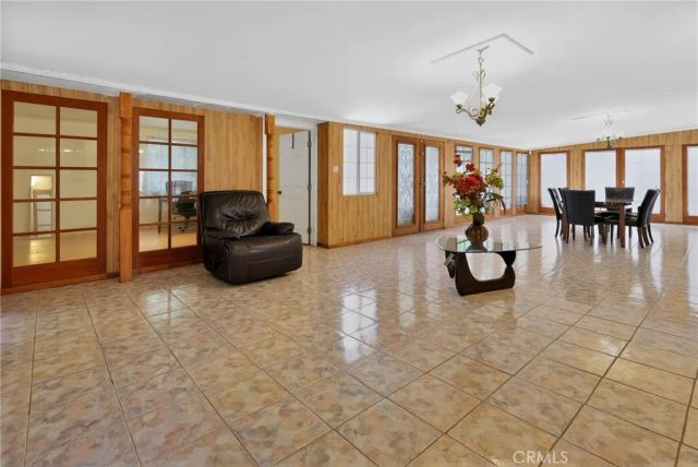 9711 Oasis Avenue, Garden Grove, CA 92844