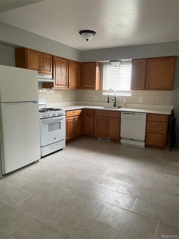 31779 Ryan Road, Warren, MI 48092