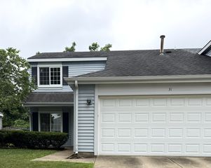 31 BUCKINGHAM Lane 31, Buffalo Grove, IL 60089