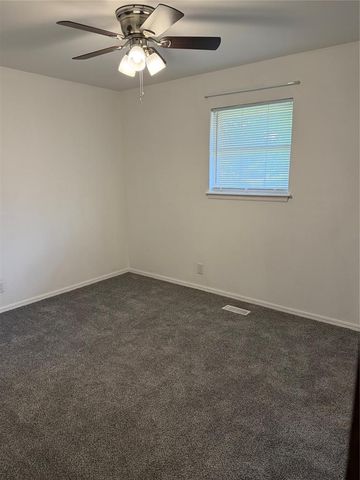11200 Greystone Avenue, Oklahoma City, OK 73120