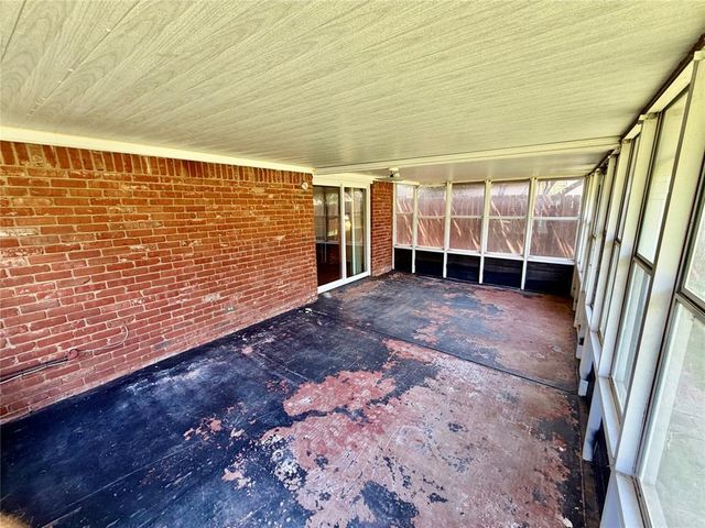 11200 Greystone Avenue, Oklahoma City, OK 73120