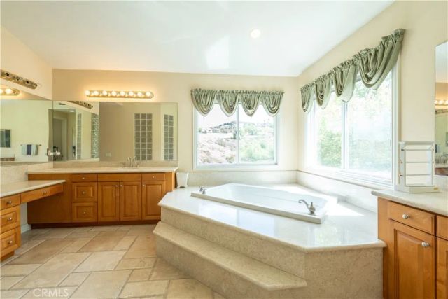 17405 S Vinwood Lane South, Yorba Linda, CA 92886