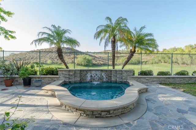 17405 S Vinwood Lane South, Yorba Linda, CA 92886