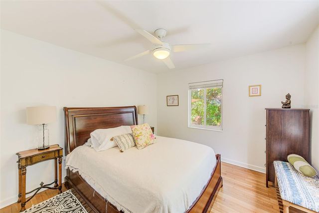 240-242 MATEO WAY NE, St Petersburg, FL 33704