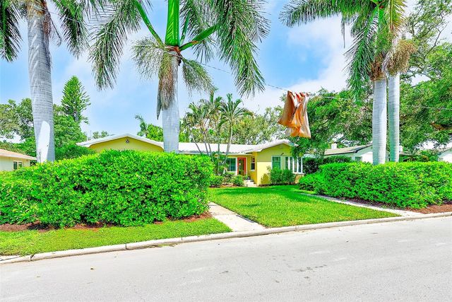 240-242 MATEO WAY NE, St Petersburg, FL 33704