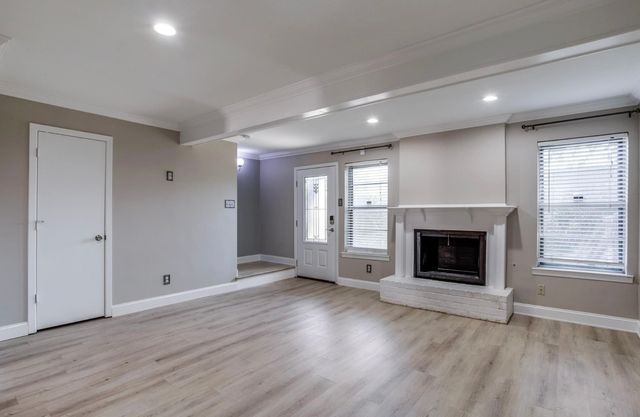 13340 Kit Lane A4, Dallas, TX 75240
