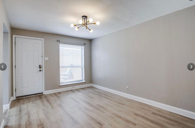 13340 Kit Lane A4, Dallas, TX 75240