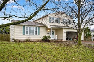 5001 Driftwood Drive, Salina, NY 13088