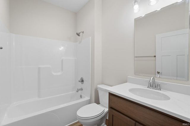 14164 Hughies Cove, Fort Wayne, IN 46845