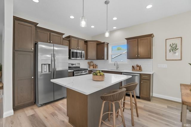 14164 Hughies Cove, Fort Wayne, IN 46845