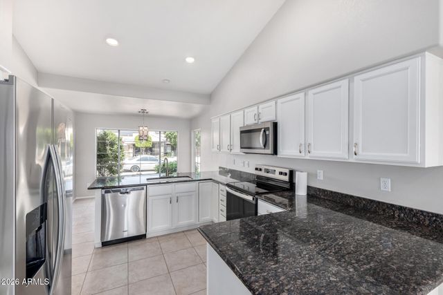 13321 W WILSHIRE Drive, Goodyear, AZ 85395