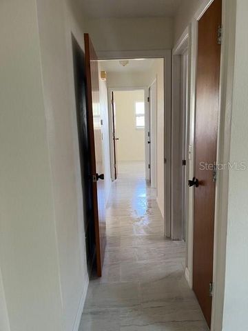 300 94TH AVENUE N, St Petersburg, FL 33702