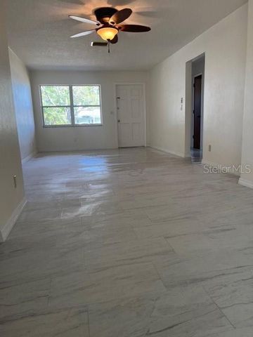 300 94TH AVENUE N, St Petersburg, FL 33702