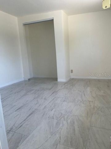 300 94TH AVENUE N, St Petersburg, FL 33702