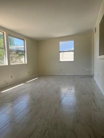 300 94TH AVENUE N, St Petersburg, FL 33702