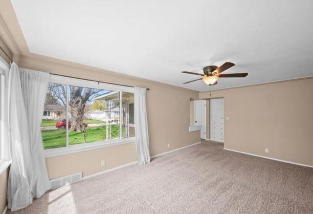 10517 Mary Ann Street, Zeeland, MI 49464