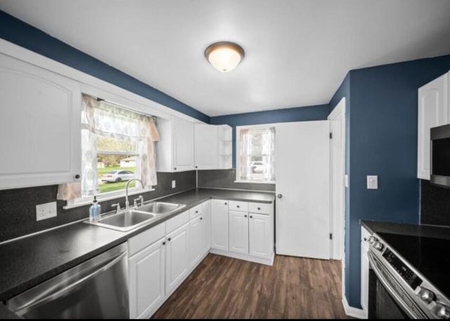 10517 Mary Ann Street, Zeeland, MI 49464