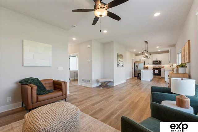 901 Haggard Street, Lincoln, NE 68521