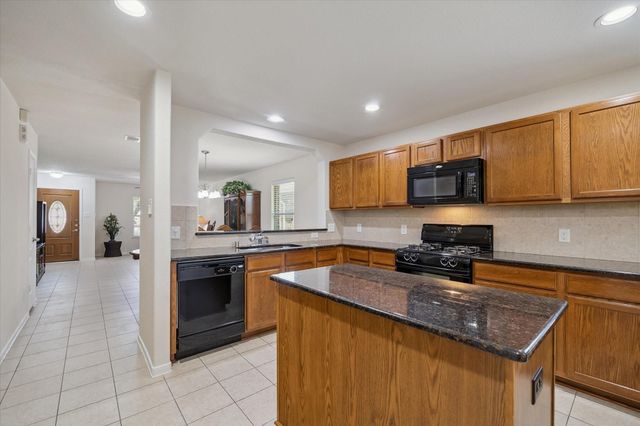 15310 Sableton Crest Lane, Cypress, TX 77429