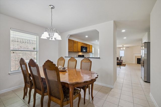 15310 Sableton Crest Lane, Cypress, TX 77429