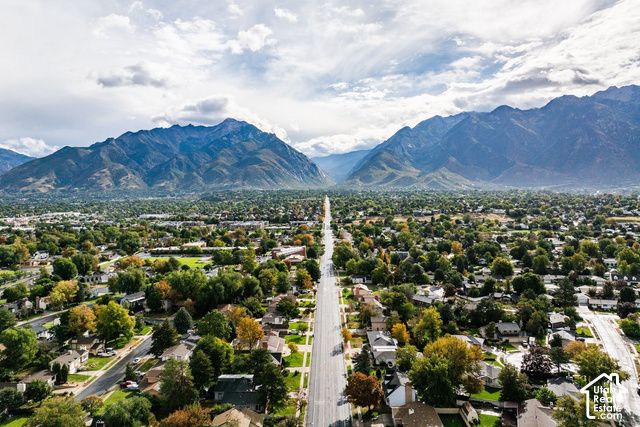 1556 E PETUNIA WAY, Sandy, UT 84092