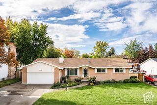 1556 E PETUNIA WAY, Sandy, UT 84092