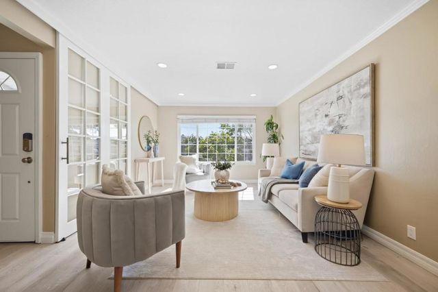 32333 Jacklynn Drive, Union City, CA 94587