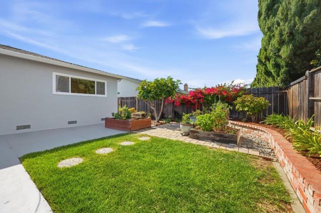 32333 Jacklynn Drive, Union City, CA 94587