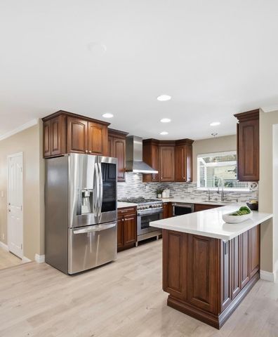 32333 Jacklynn Drive, Union City, CA 94587