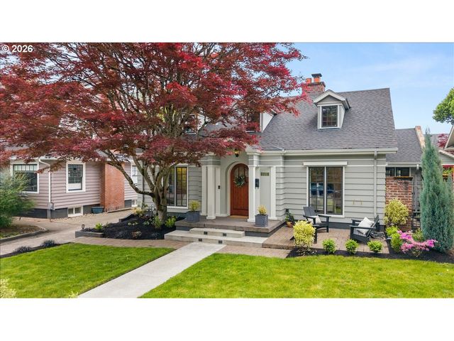 2614 Ne 24TH Ave, Portland, OR 97212