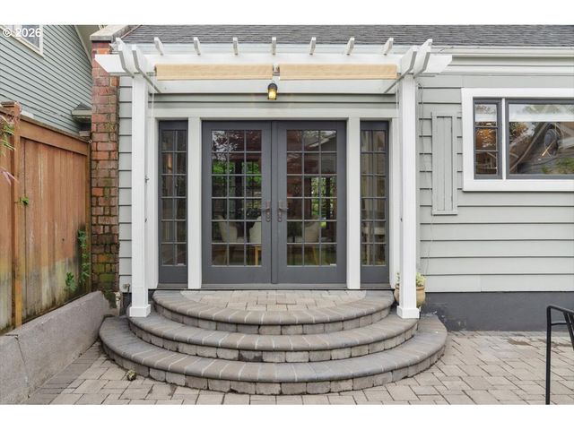 2614 Ne 24TH Ave, Portland, OR 97212