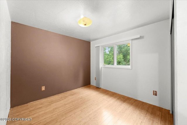 201 W Ponderosa Loop, Wasilla, AK 99654