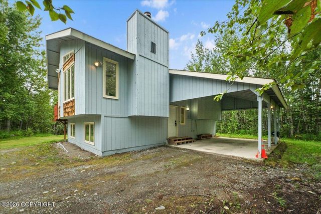201 W Ponderosa Loop, Wasilla, AK 99654