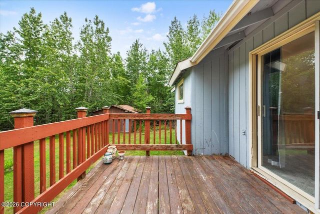 201 W Ponderosa Loop, Wasilla, AK 99654
