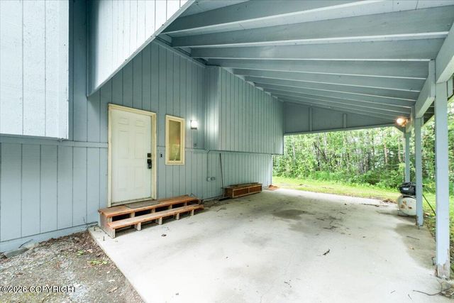 201 W Ponderosa Loop, Wasilla, AK 99654