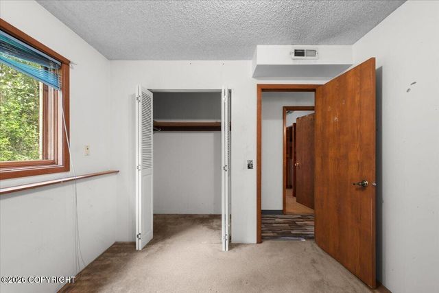 201 W Ponderosa Loop, Wasilla, AK 99654