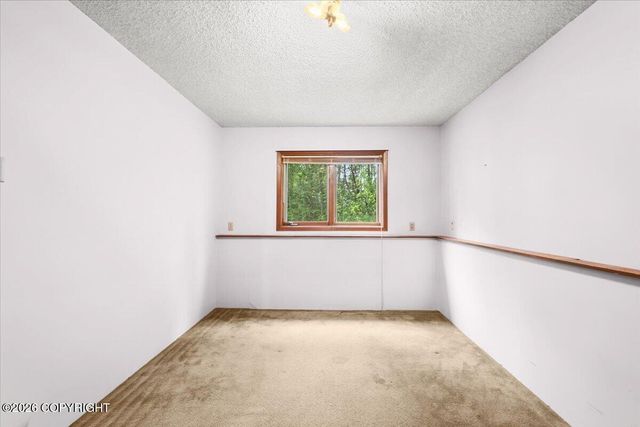 201 W Ponderosa Loop, Wasilla, AK 99654