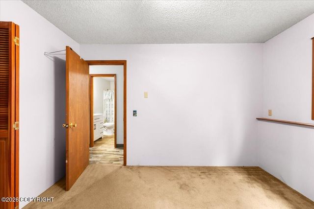 201 W Ponderosa Loop, Wasilla, AK 99654