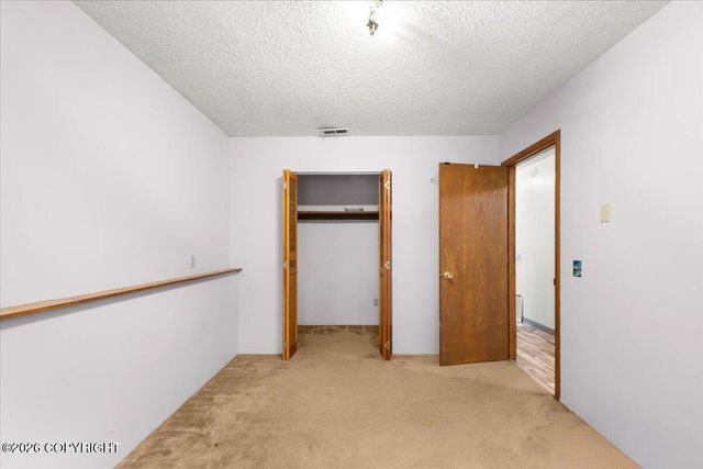 201 W Ponderosa Loop, Wasilla, AK 99654