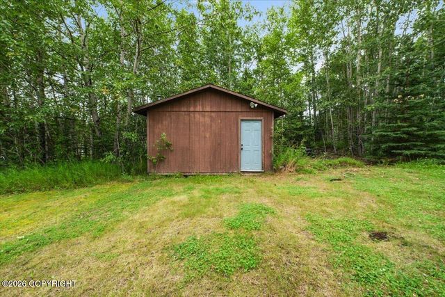201 W Ponderosa Loop, Wasilla, AK 99654