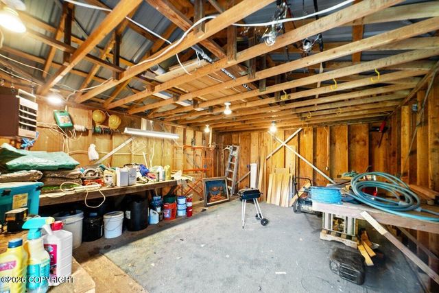 201 W Ponderosa Loop, Wasilla, AK 99654