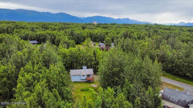 201 W Ponderosa Loop, Wasilla, AK 99654