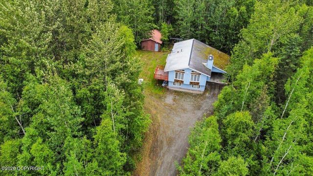201 W Ponderosa Loop, Wasilla, AK 99654