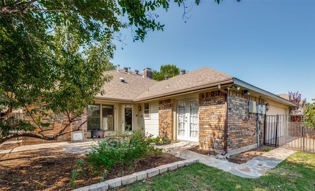 755 Red River Trail, Irving, TX 75063