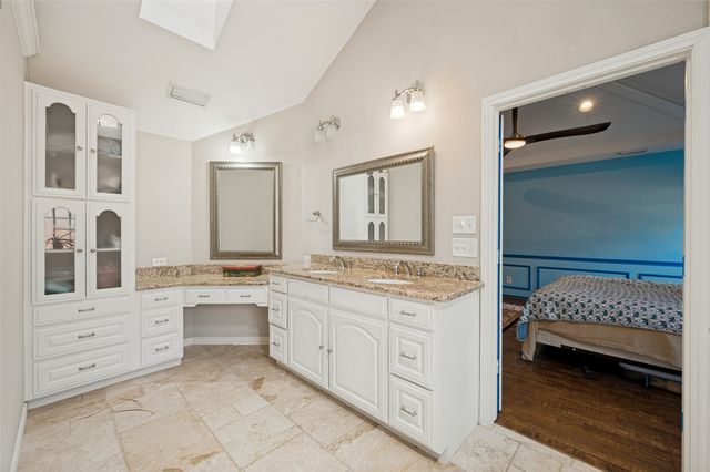 755 Red River Trail, Irving, TX 75063