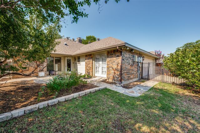 755 Red River Trail, Irving, TX 75063
